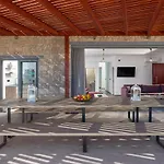 Villa Southrock *