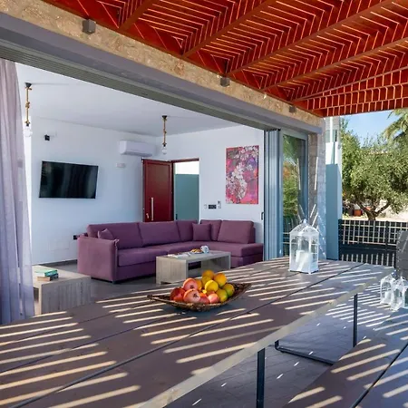 Villa Southrock *