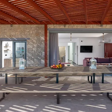 Villa Southrock *