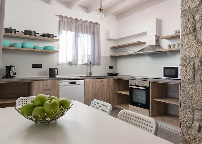 Southrock * لاخنيا