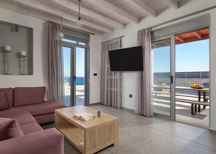 Southrock Willa Lakhania